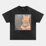 EMBRACING CAT TEE Style001