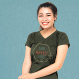 grace & truth Womens V-Neck T-Shirt Love Never Fails
