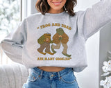 Frog & Toad Ate Cookies - Cottagecore Meme Book Sweatshirt Unisex T-shirt, Sweatshirt, Hoodie, Long Sleeve Tee