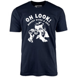 Oh Look - Unisex T-Shirt